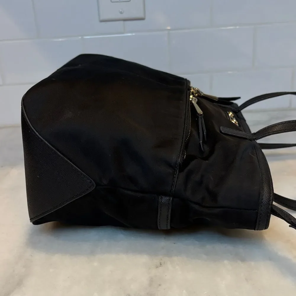 Michael Kors Kempton Medium Pocket Tote Bag